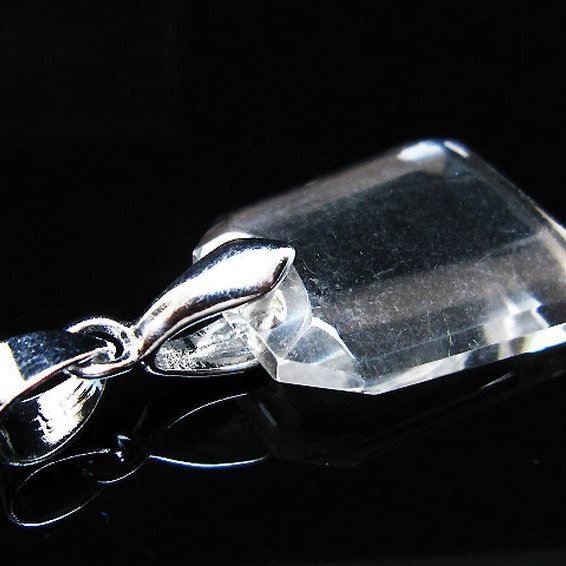 ヒマラヤ水晶 ペンダント [T357-1716]