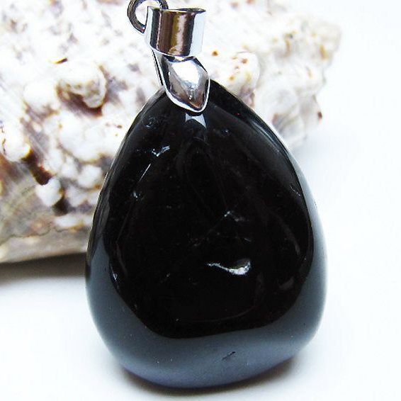 モリオン 純天然 黒水晶 ペンダント [t359-2026]