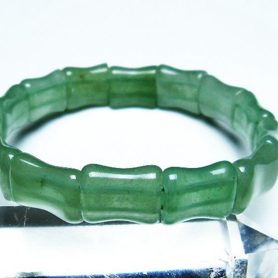 インド翡翠 バングル [t379-2979]