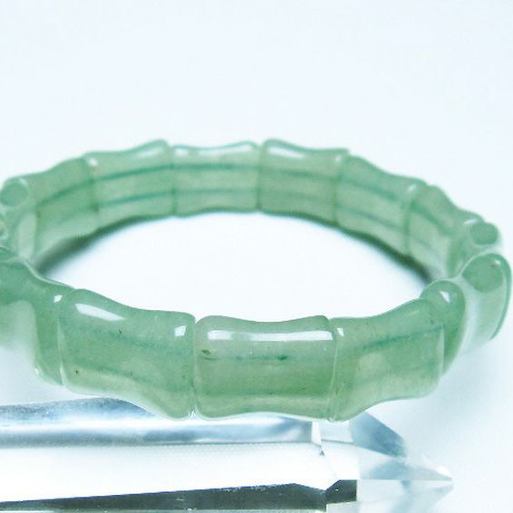 インド翡翠 バングル [t379-3532]