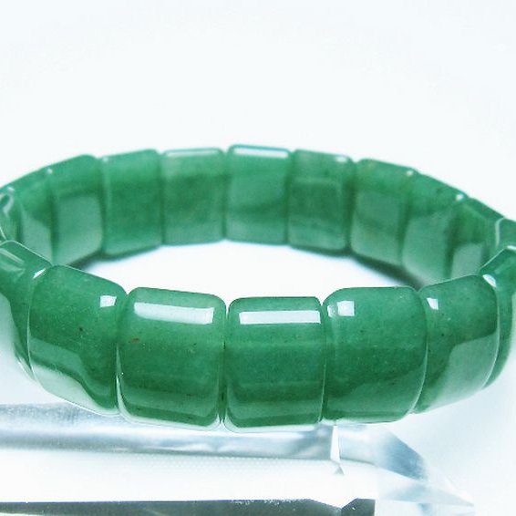 インド翡翠 バングル [t379-3667]