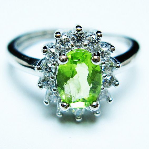 ペリドット 指輪 (14号)[T382-4476]