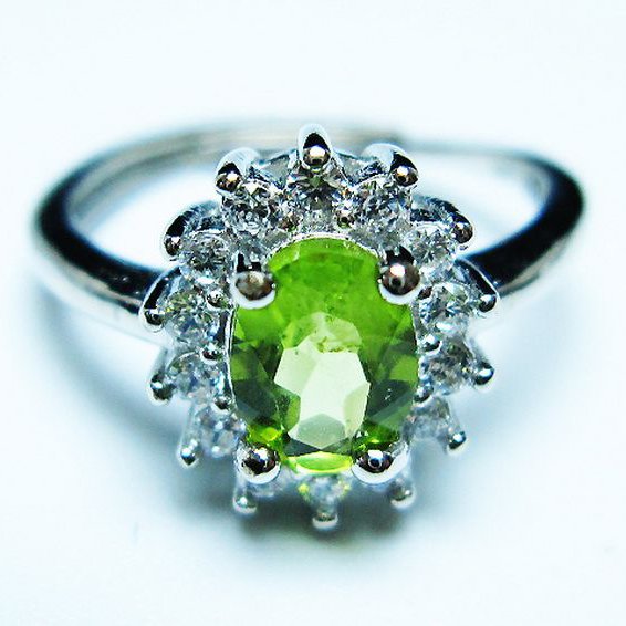 ペリドット 指輪 (13号)[T382-4510]