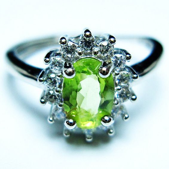 ペリドット 指輪 (14号)[T382-4532]