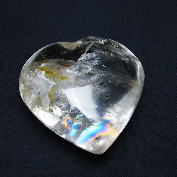 ヒマラヤ水晶 ハート 置物[T387-14053]