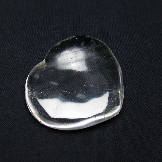 ヒマラヤ水晶 ハート 置物[T387-14077]