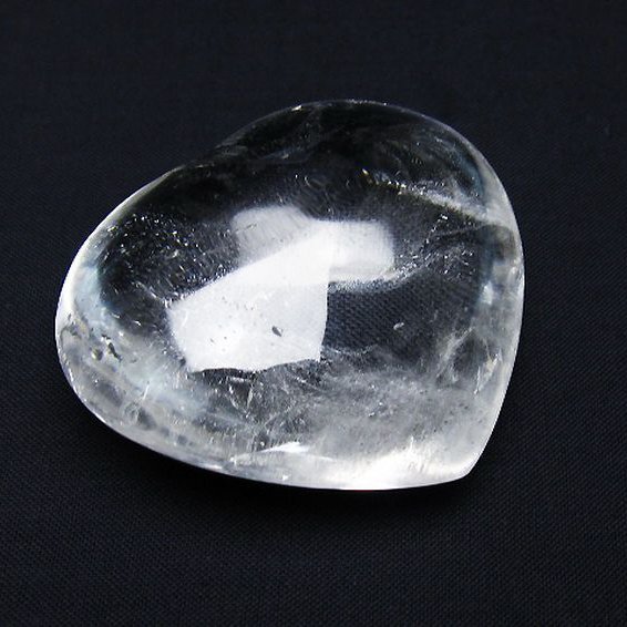 ヒマラヤ水晶ハート 置物[T387-14307]