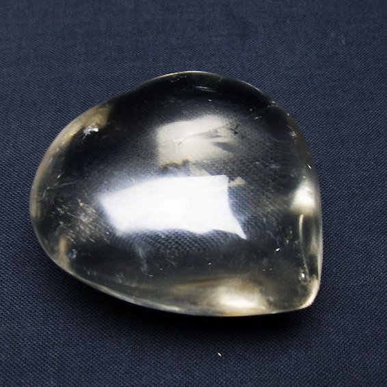 ヒマラヤ水晶ハート 置物 [t387-14365]