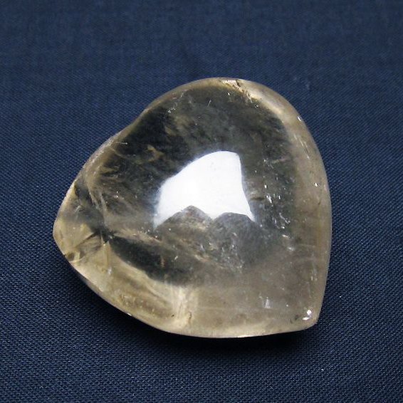 ライトニング水晶ハート 置物[T387-14390]