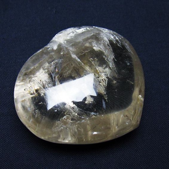 ライトニング水晶ハート 置物 [t387-14416]