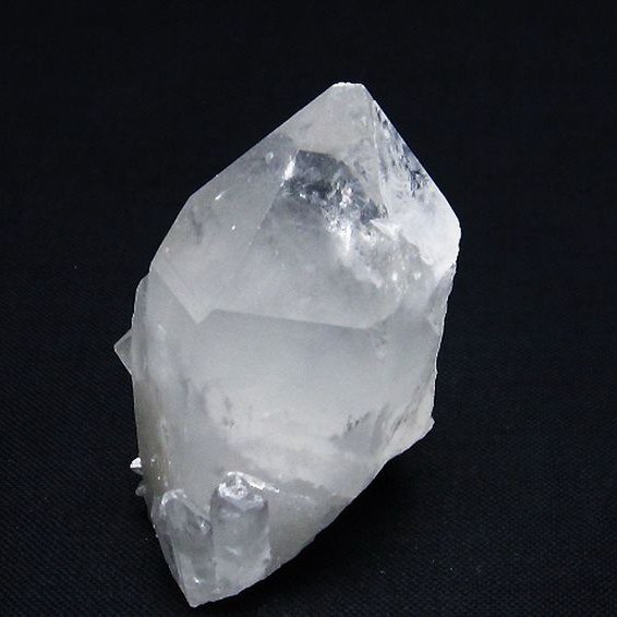 ヒマラヤ水晶 六角柱[T388-24960]