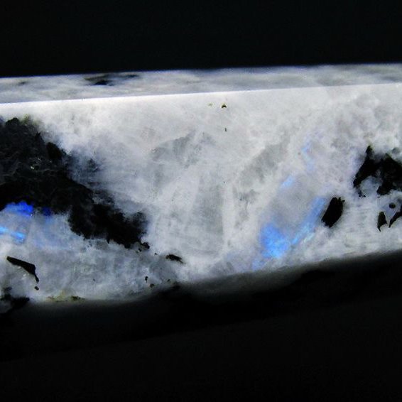 ムーンストーン 六角柱[T401-4360]