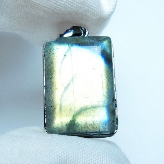 ラブラドライト ペンダント [T409-3855]