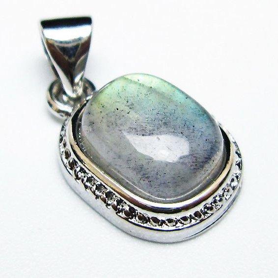 ラブラドライト ペンダント [T409-3939]