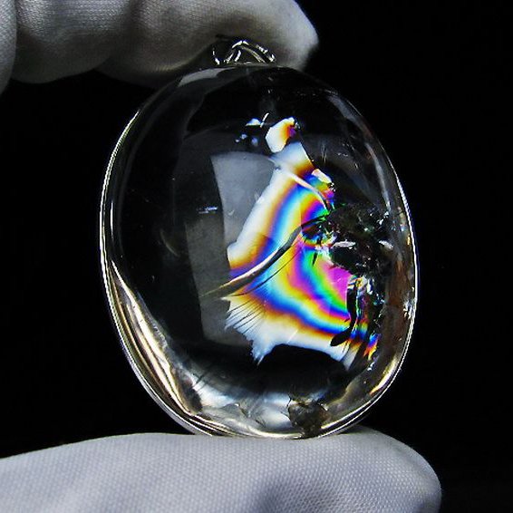 虹入り ライトニング水晶 ペンダント [T436-2773]