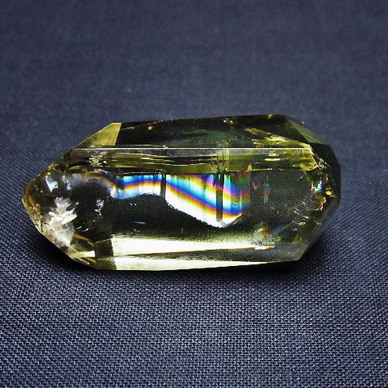 虹入り 黄水晶(シトリン) 原石 [t436-2981]