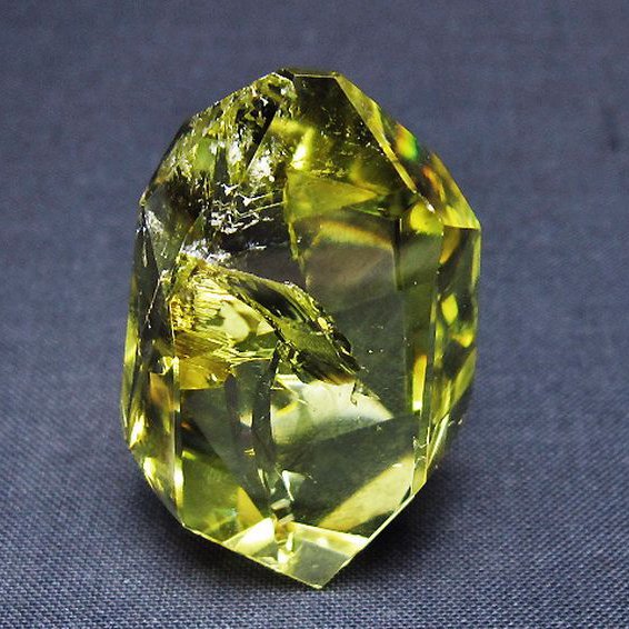 シトリン　原石 パワーストーン 天然石 虹入り黄水晶(シトリン)原石[T436-2939]