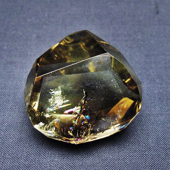 虹入り シトリンファントム 原石 [t436-3023]