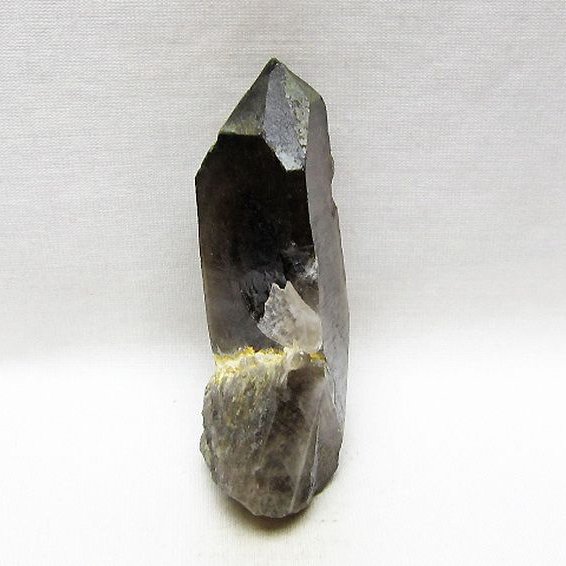 ライトニング水晶 原石 [t443-5075]