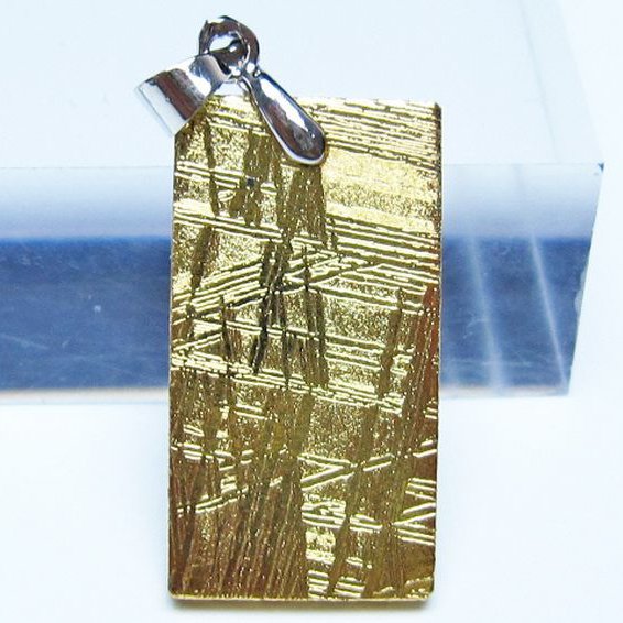 ゴールドギベオン メテオライト ペンダント [t452-3690]