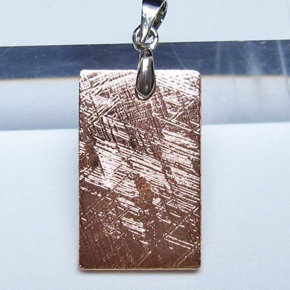 ピンクゴールドギベオン メテオライト ペンダント [t452-3738]