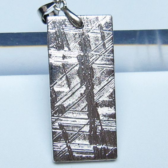 シルバーギベオン メテオライト ペンダント [t452-3849]