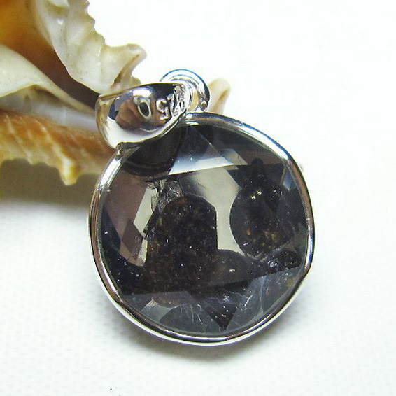 パラサイト隕石 かんらん石 大衛星 ペンダント [T453-2417]