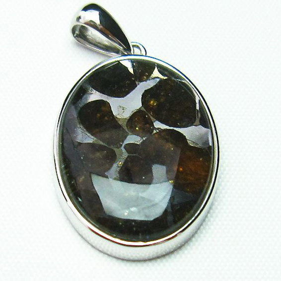 パラサイト隕石 かんらん石 ペンダント [T453-2673]