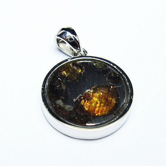 パラサイト隕石 かんらん石 ペンダント [t453-3177]