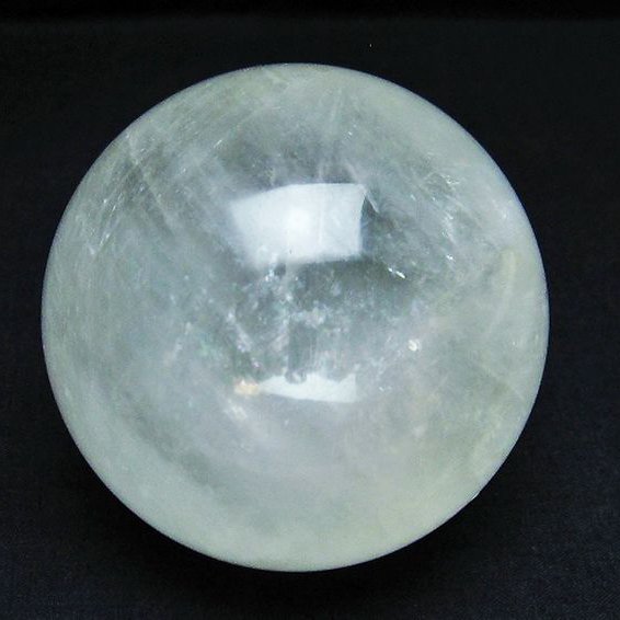 カルサイト 丸玉 67mm [T461-10777]