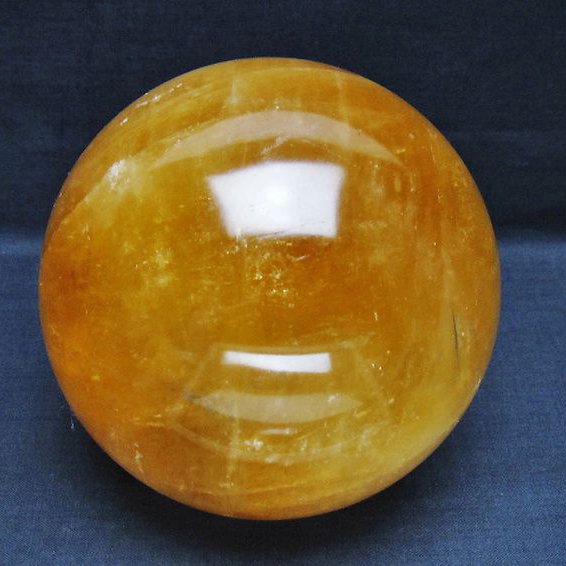 1.8Kg カルサイト 丸玉 113mm [T461-11381]