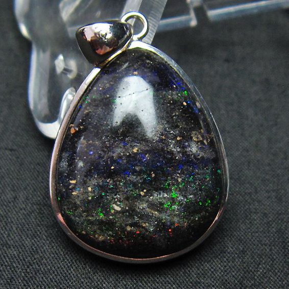 ブラックオパール ペンダント [T468-503]