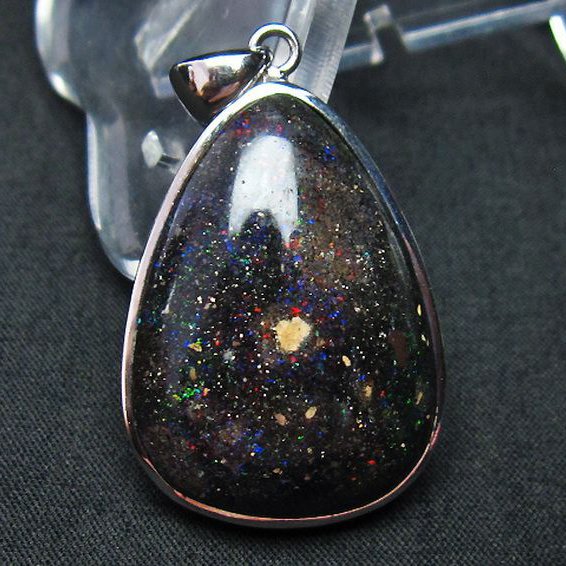 ブラックオパール ペンダント [t468-523]