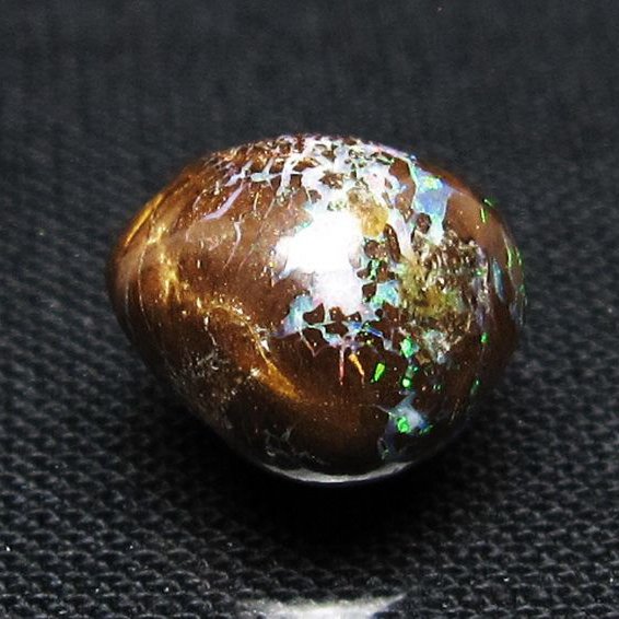 アイアンオパール 原石 [t468-558]