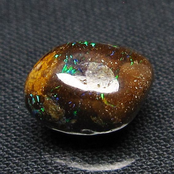 アイアンオパール 原石 [t468-716]