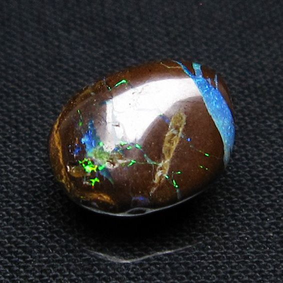 アイアンオパール 原石 [t468-727]