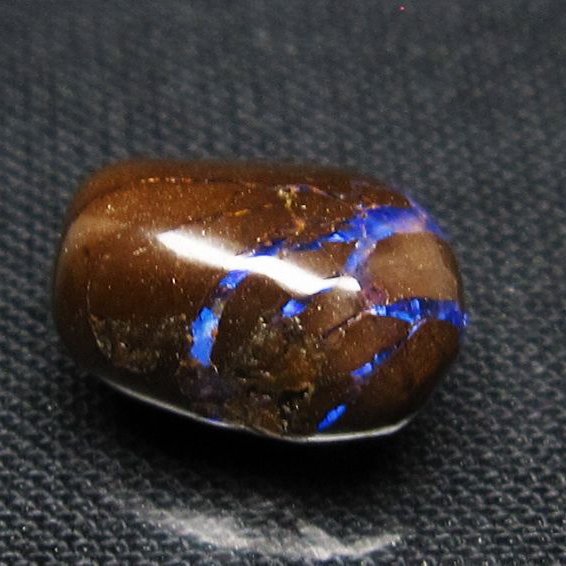 アイアンオパール 原石 [t468-733]