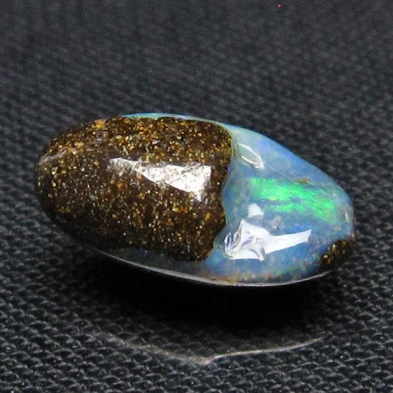アイアンオパール 原石 [t468-752]