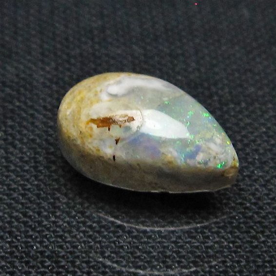 アイアンオパール 原石 [t468-774]