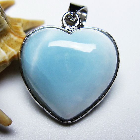 高品質/ラリマー/ペンダント/ハートデザイン 天然石ラリマー☆高品質！ハート型ペンダントトップ☆ラリマー