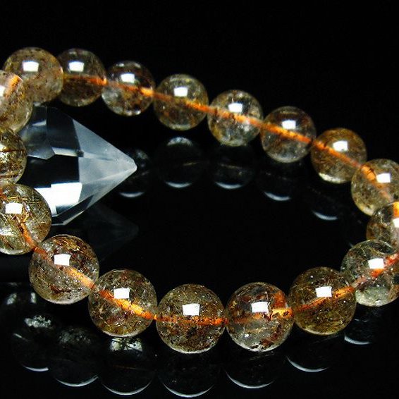 今までで一番すっぎょいルチルたんのブレスレット！このサイズやと今は見つからん 今までで一番すっぎょいルチルたんのブレスレット！このサイズやと今は