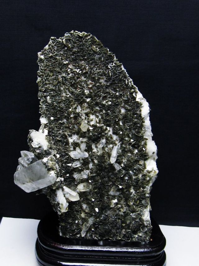 2Kg 雲母入り ヒマラヤ水晶 原石 [t501-4330]