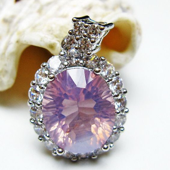 スコロライト（ラベンダークォーツ） ペンダント [T525-2220]