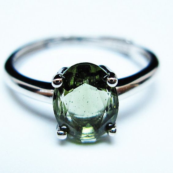 モルダバイト 指輪 (12号) [t526-1447]