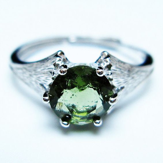 モルダバイト 指輪 (15号) [t526-1466]