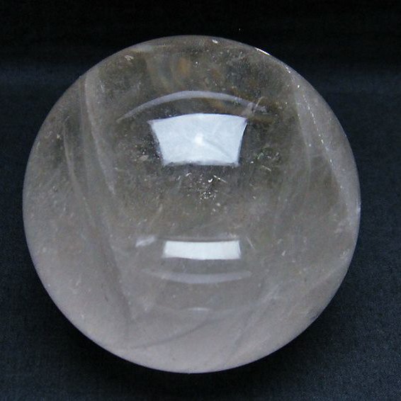 虹入り ライトニング水晶 丸玉  80mm [T529-5329]