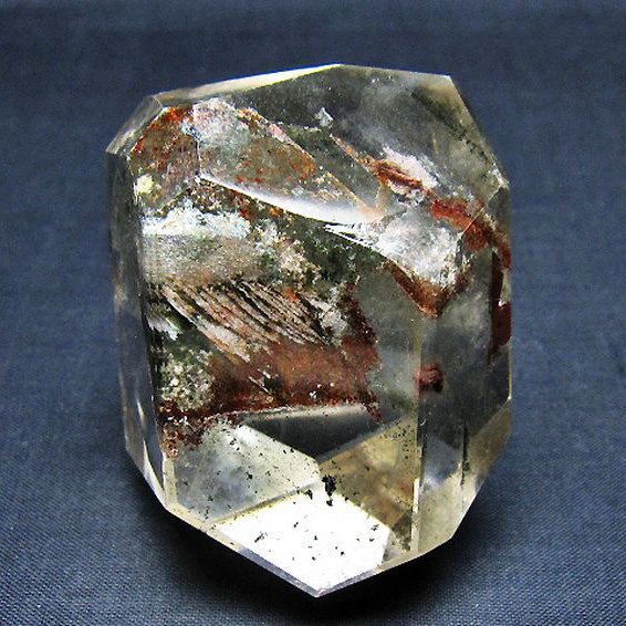 グリーンファントム 原石 [t577-4844]