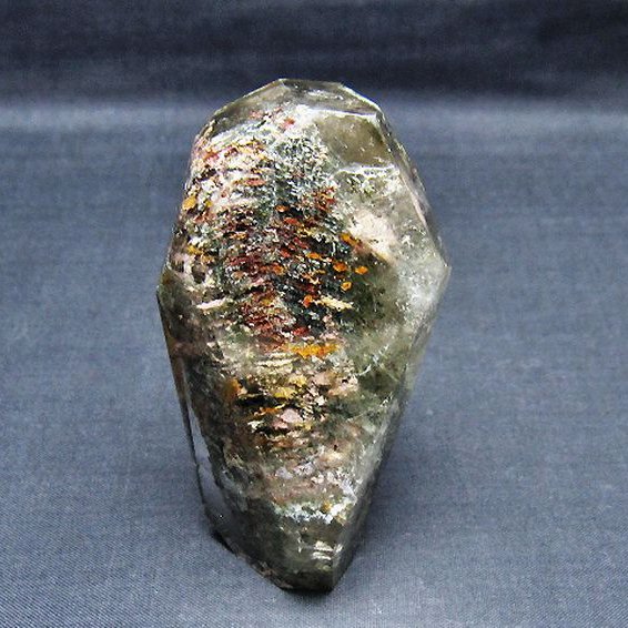 グリーンファントム 原石 [t577-4864]