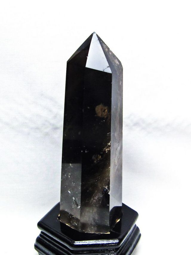 1.3Kg ライトニング水晶 六角柱 [t581-5717]