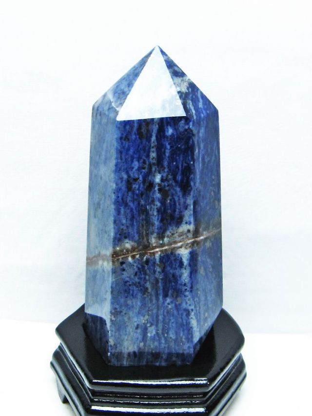 2.3Kg ソーダライト 六角柱 [t581-5783]